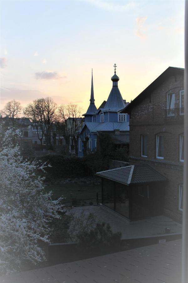 Hotel Jugend With Self Check-In Liepāja Exterior foto